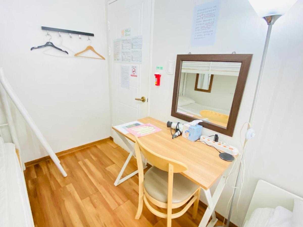 Aroha Guesthouse Seoul Station Экстерьер фото
