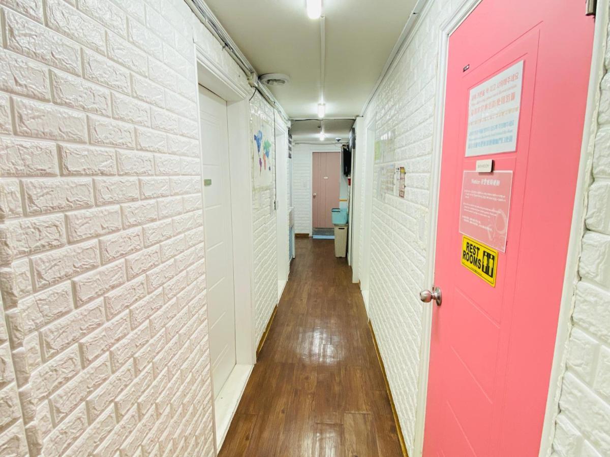 Aroha Guesthouse Seoul Station Экстерьер фото