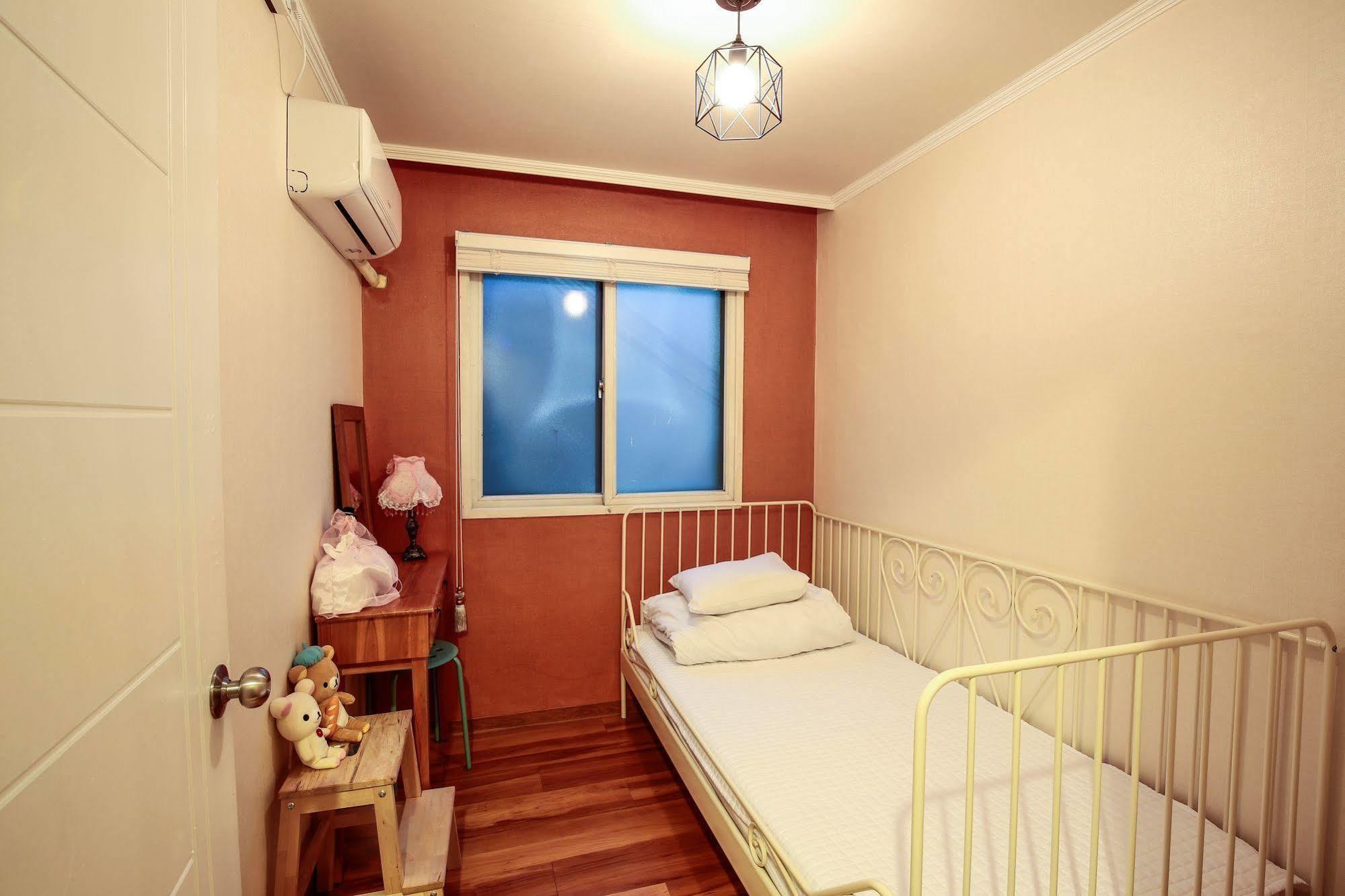 Aroha Guesthouse Seoul Station Экстерьер фото